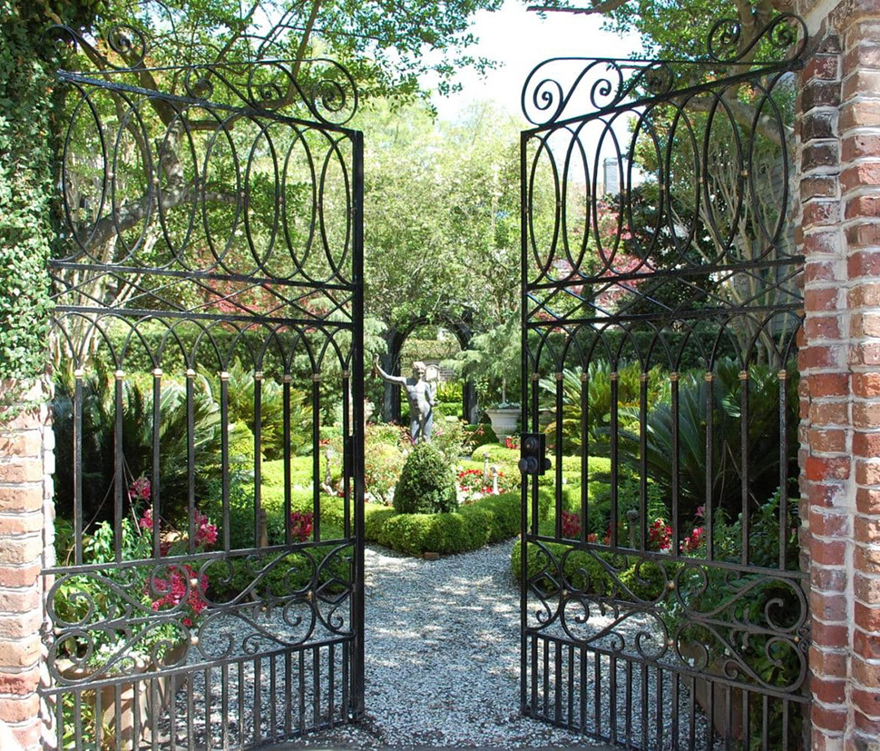 Charleston Garden - Festival of Houses & Gardens